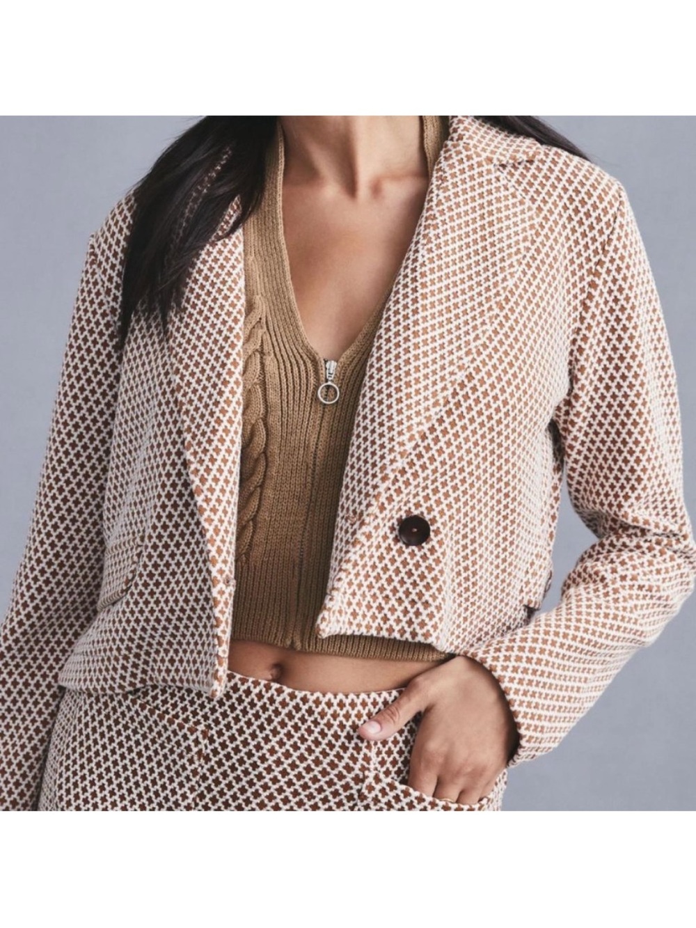 NWT Anthropologie size S Cropped Knit Pattern Blazer in Beige and White